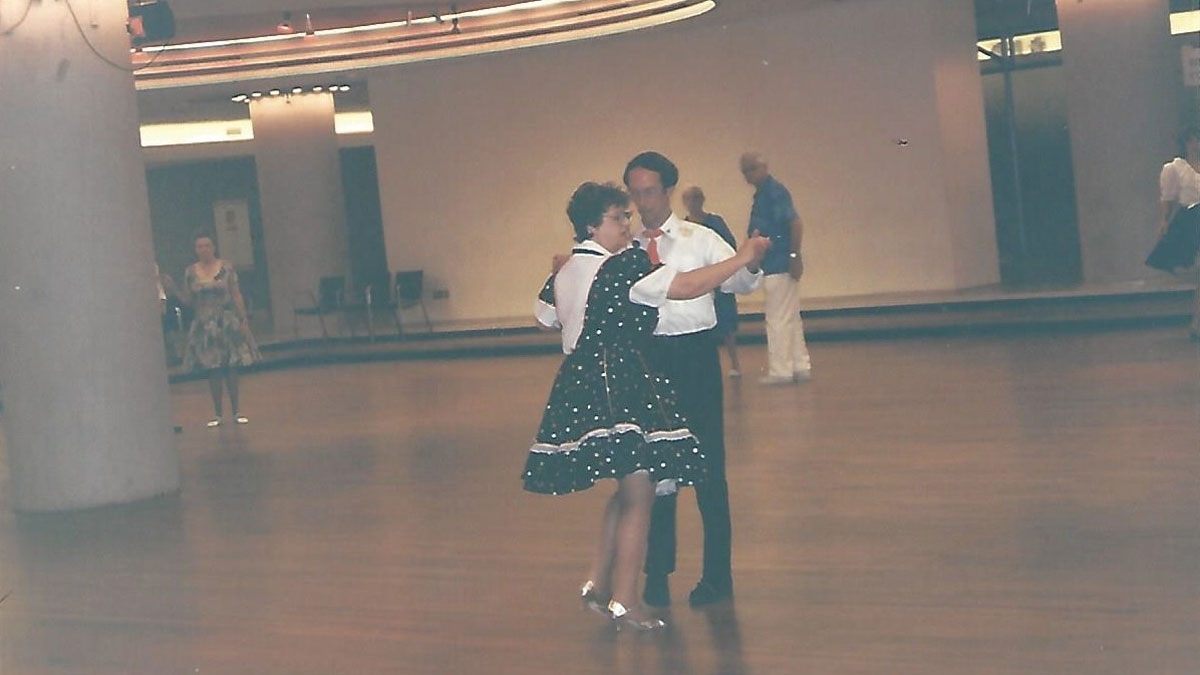 square-dancing1