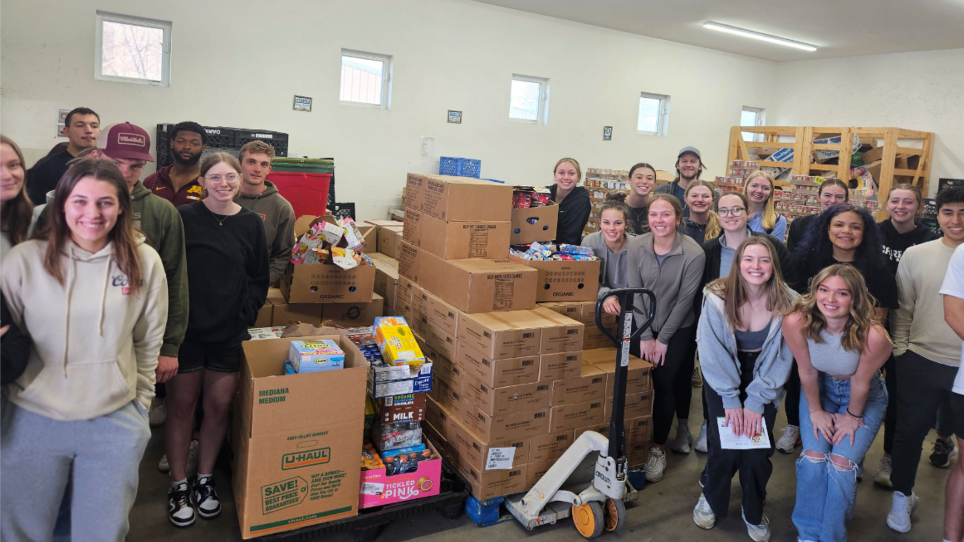 Health Science Students at Helena Food Share