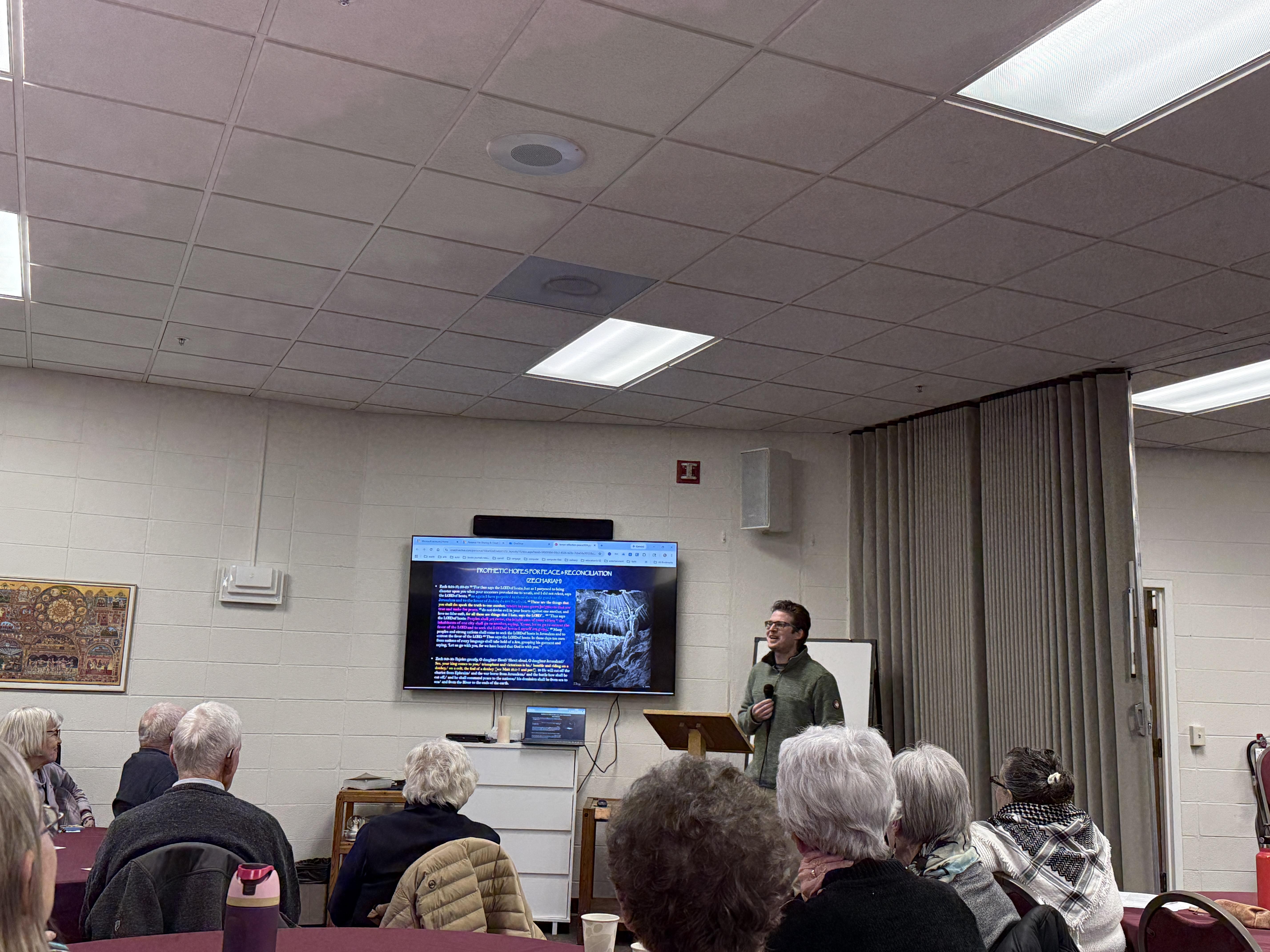 Cam Ferguson presenting